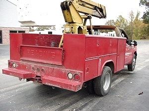 2005 FORD F350 XL BUCKET TRUCK USED FOR SALE