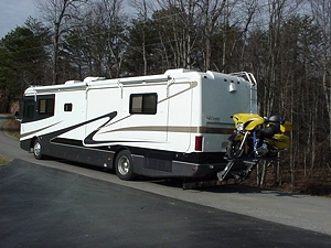 WORLDS BEST RV MOTORCYCLE LIFT BY HYDRALIFT.DRIVE-ON DRIVE-OFF