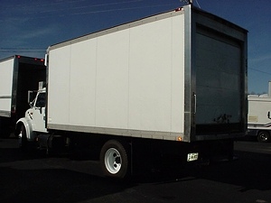 1998 INTERNATIONAL 4700 DT 466E DIESEL 18FT REFER BOX FOR SALE
