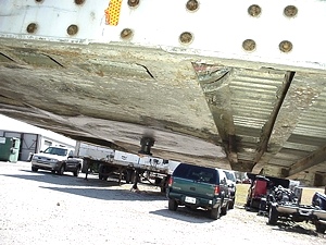 1993 WABASH 28FT INCLOSED CARGO TRAILER 102