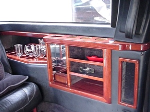 LIMO RENTAL LONDON / CORBIN CADILLAC DEVILLE LIMO FOR RENT