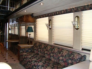 1999 PREVOST COUNTRY COACH XL45 PREVOST FOR SALE 
