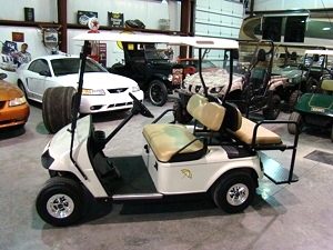 2003 EZ-GO TXT GAS GOLF CART FOR SALE