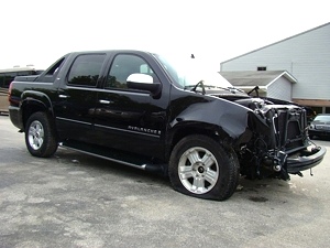 2008 CHEVROLET AVALANCHE Z71 4X4 WRECKED ** BEING REPAIRED **