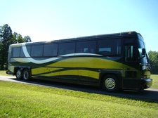07 LIMO BUS 32-PASSENGER BY MOONLIGHT CONVERSIONS - 1993 MCI CHASSIS