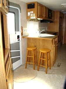 2006 WILDERNESS 31FT 1 SLIDE ( BUNKS) BY FLEETWOOD TRAVEL TRAILER FOR SALE