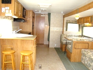 2006 WILDERNESS 31FT 1 SLIDE ( BUNKS) BY FLEETWOOD TRAVEL TRAILER FOR SALE