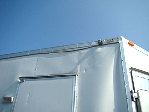 2009 RANCE ROUGH RIDER ALUMINUM INCLOSED TRAILER 