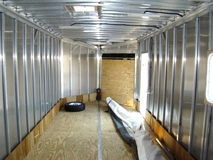 2009 RANCE ROUGH RIDER ALUMINUM INCLOSED TRAILER 