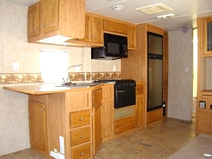 2006 AMERI-CAMP 325 RBHS 34' 2 SLIDE OUTS (used travel trailer)