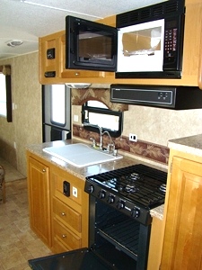 2009 PLAY-MOR 30FT 1 SLIDE TRAVEL TRAILER FOR SALE (BUNKS)