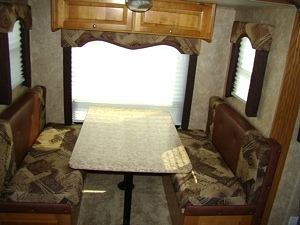 2009 PLAY-MOR 30FT 1 SLIDE TRAVEL TRAILER FOR SALE (BUNKS)
