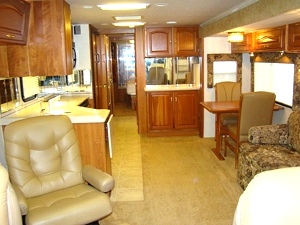 2004 TRADEWINDS BY NATIONAL RV 39FT 2 SLIDE MOTORHOME FOR SALE MODEL 7395 LTC