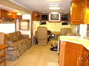 2004 TRADEWINDS BY NATIONAL RV 39FT 2 SLIDE MOTORHOME FOR SALE MODEL 7395 LTC