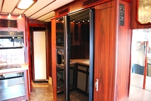 1996 PREVOST XL45 PARLIAMENT CONVERSION USED PREVOST BUS FOR SALE