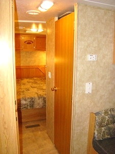 2006 CROSSROADS ZINGER TRAVEL TRAILER FOR SALE 26FT 1-SILDE OUT