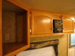 2006 CROSSROADS ZINGER TRAVEL TRAILER FOR SALE 26FT 1-SILDE OUT