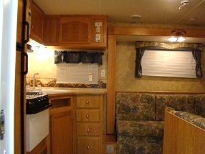 2006 CROSSROADS ZINGER TRAVEL TRAILER FOR SALE 26FT 1-SILDE OUT