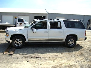 2002 CHEVROLET SUBURBAN LT 4X4 SELL WHOLE OR SELL USED PARTS