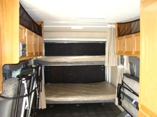 TOY HAULER CAMPER FOR RENT 2007 R-VISION BOOGIE BOX    