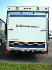 TOY HAULER CAMPER FOR RENT 2007 R-VISION BOOGIE BOX    