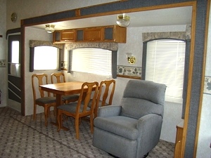 2003 Wilderness Fifthwheel 33 FT 3-Slide Used For Sale