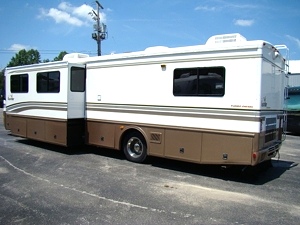 2000 FLEETWOOD BOUNDER 39Z DIESEL 39FT 1 SLIDE