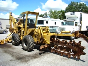 Vermeer M-475 Trencher, 4WD Front Backhoe Diesel For Sale