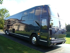 2000 PREVOST H3 45 ENTERTAINER / 12 BUNKS. FOR SALE OR LEASE