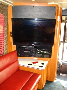 2000 PREVOST H3 45 ENTERTAINER / 12 BUNKS. FOR SALE OR LEASE