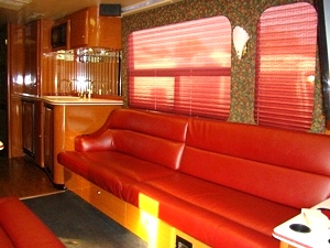 2000 PREVOST H3 45 ENTERTAINER / 12 BUNKS. FOR SALE OR LEASE