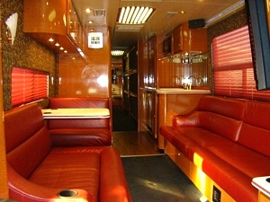 2000 PREVOST H3 45 ENTERTAINER / 12 BUNKS. FOR SALE OR LEASE