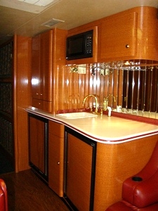 2000 PREVOST H3 45 ENTERTAINER / 12 BUNKS. FOR SALE OR LEASE