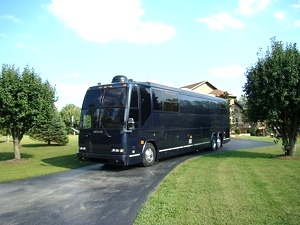 2000 PREVOST H3 45 ENTERTAINER / 12 BUNKS. FOR SALE OR LEASE