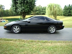 1996 CHEVROLET CAMARO 2-DOOR COUPE