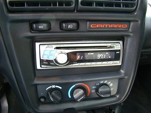 1996 CHEVROLET CAMARO 2-DOOR COUPE