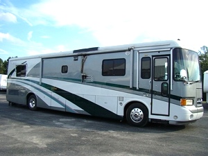 1997 LONDON AIRE BY NEWMAR DAMAGED MOTORHOME FOR SALE