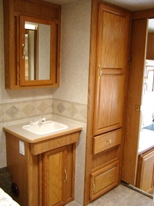 FIFTHWHEEL TOY HAULER FOR SALE USED 2004 RAGEN 36FT TOY HAULER