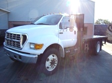 2003 FORD F650 FLAT BED CUMMINS DIESEL