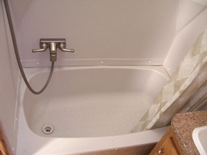 2007 AMERI-CAMP 32FT 2-SLIDE TRAVEL TRAILERS FOR SALE