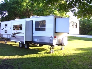 2007 AMERI-CAMP 32FT 2-SLIDE TRAVEL TRAILERS FOR SALE