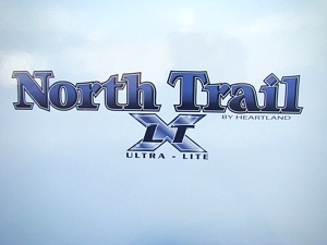 2011 North Trail 28BH Fifth Wheel by Heartland RV w/Rear Bunk Beds