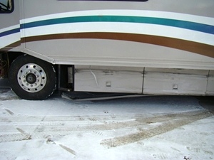 2000 GULF STREAM TOUR MASTER SERIES M-8430 FOR SALE - DAMAGED / REPAIRABLE MOTORHOME