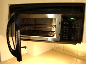 2000 GULF STREAM TOUR MASTER SERIES M-8430 FOR SALE - DAMAGED / REPAIRABLE MOTORHOME