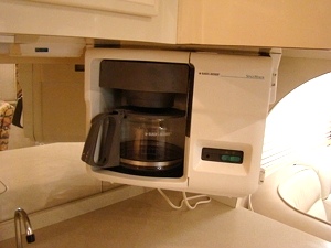 2000 GULF STREAM TOUR MASTER SERIES M-8430 FOR SALE - DAMAGED / REPAIRABLE MOTORHOME