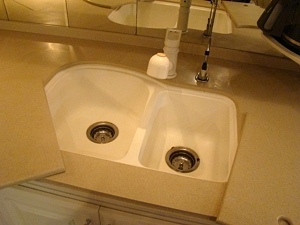 2000 GULF STREAM TOUR MASTER SERIES M-8430 FOR SALE - DAMAGED / REPAIRABLE MOTORHOME