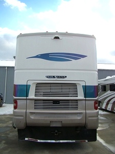 2000 GULF STREAM TOUR MASTER SERIES M-8430 FOR SALE - DAMAGED / REPAIRABLE MOTORHOME