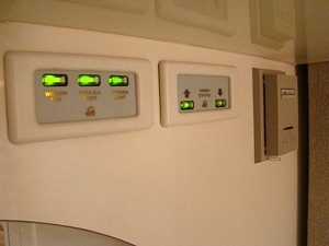 2000 GULF STREAM TOUR MASTER SERIES M-8430 FOR SALE - DAMAGED / REPAIRABLE MOTORHOME