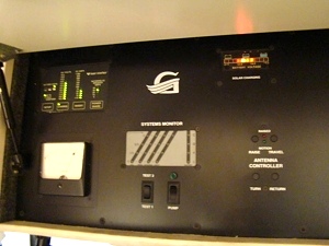 2000 GULF STREAM TOUR MASTER SERIES M-8430 FOR SALE - DAMAGED / REPAIRABLE MOTORHOME