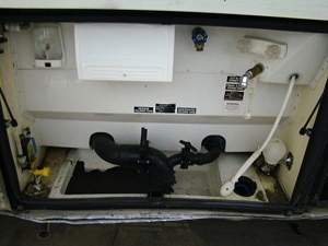 2000 GULF STREAM TOUR MASTER SERIES M-8430 FOR SALE - DAMAGED / REPAIRABLE MOTORHOME